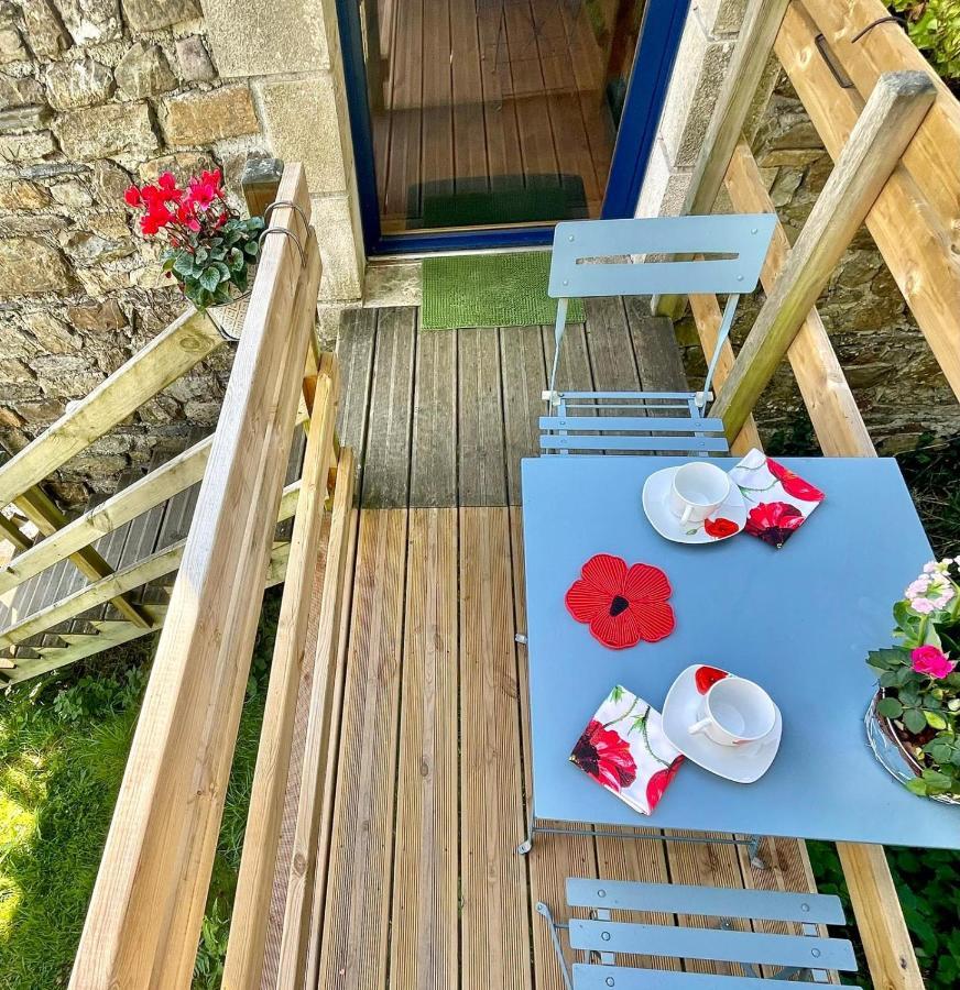 Bed and Breakfast Les Coquelicots à Saint-Urbain  Extérieur photo